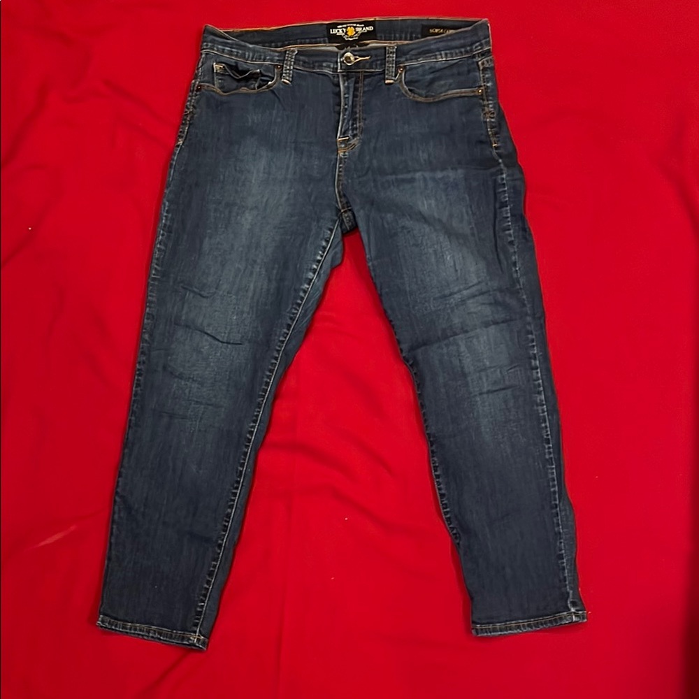 Lucky Brand Woman’s Dark Blue Denim cropped Jeans
